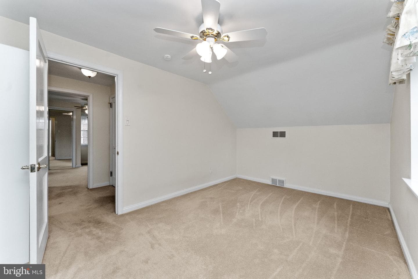 411 Buse Street photo 21