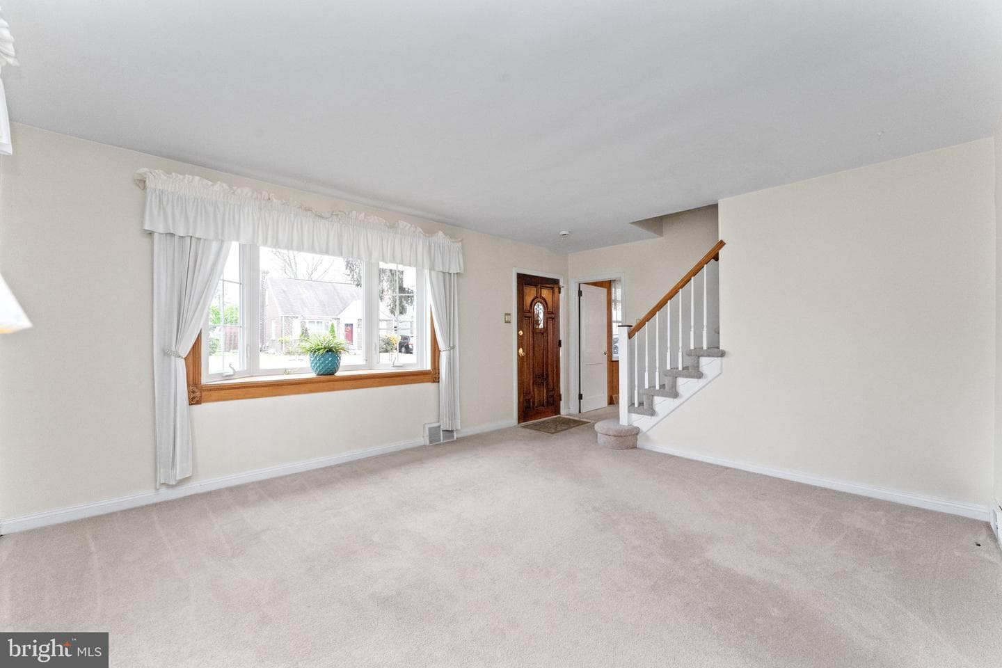 411 Buse Street photo 5