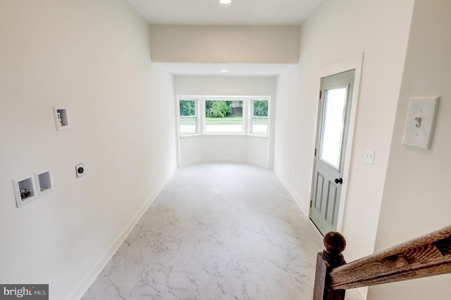 258 Lee Circle photo 17