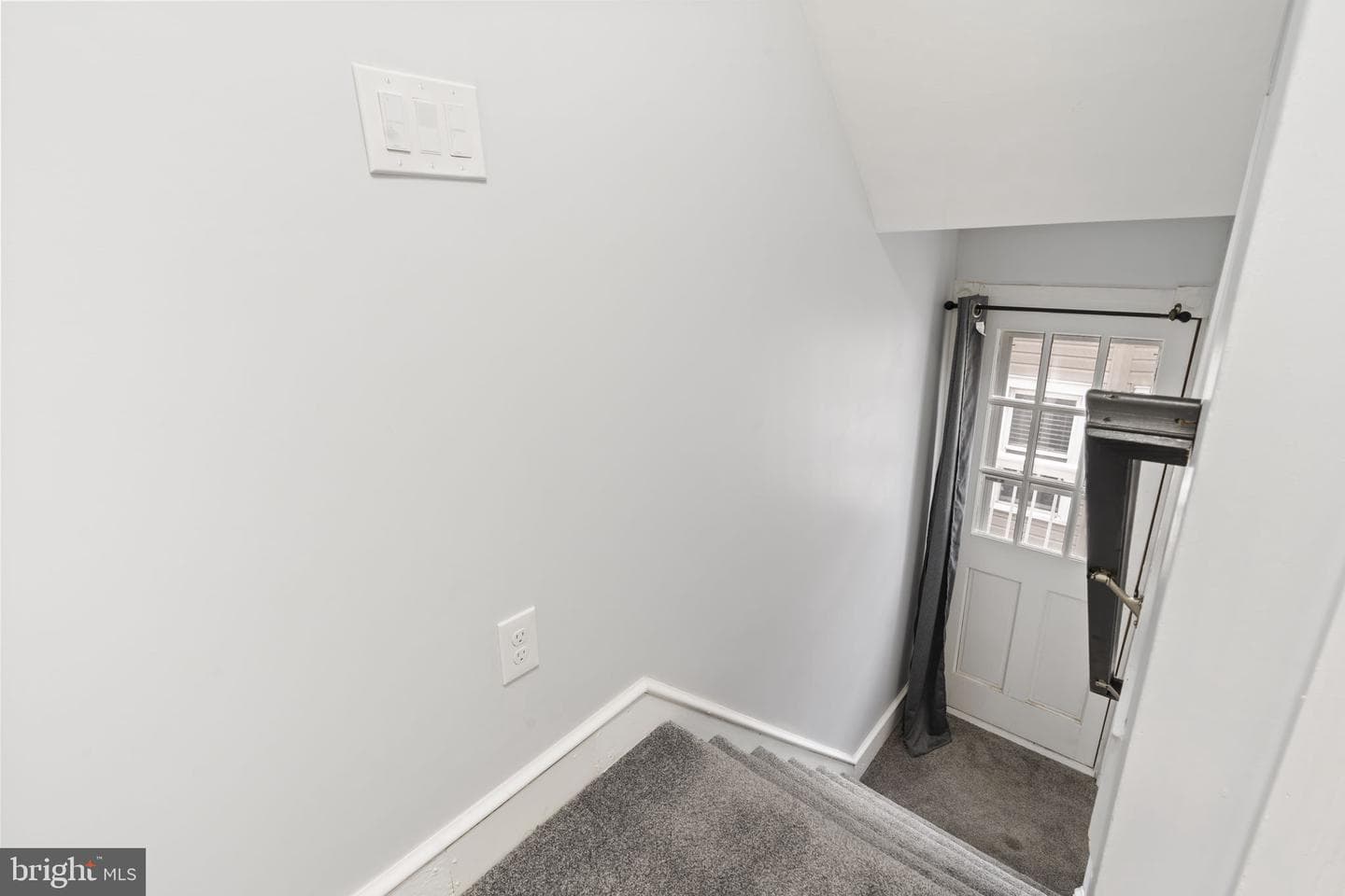 934 12th Avenue photo 19