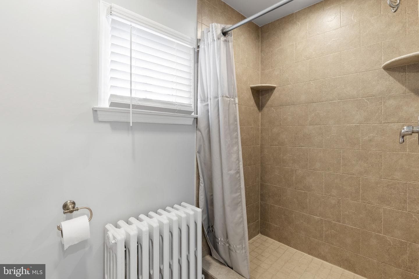 934 12th Avenue photo 29