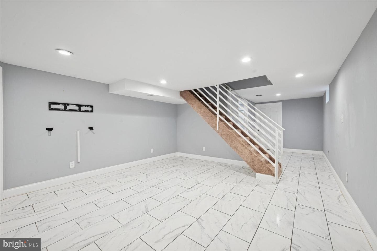 122 Leon Avenue photo 21