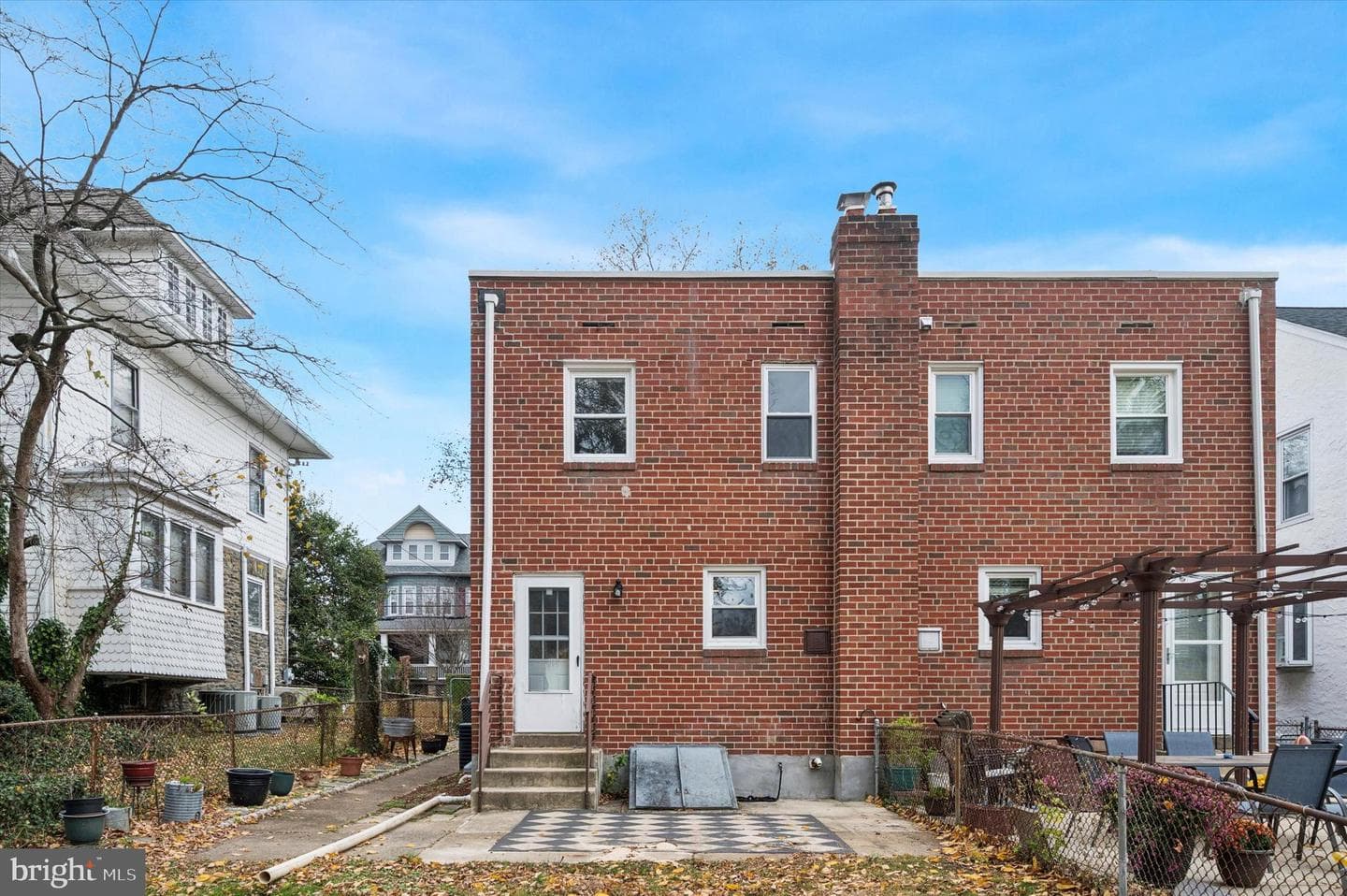122 Leon Avenue photo 25