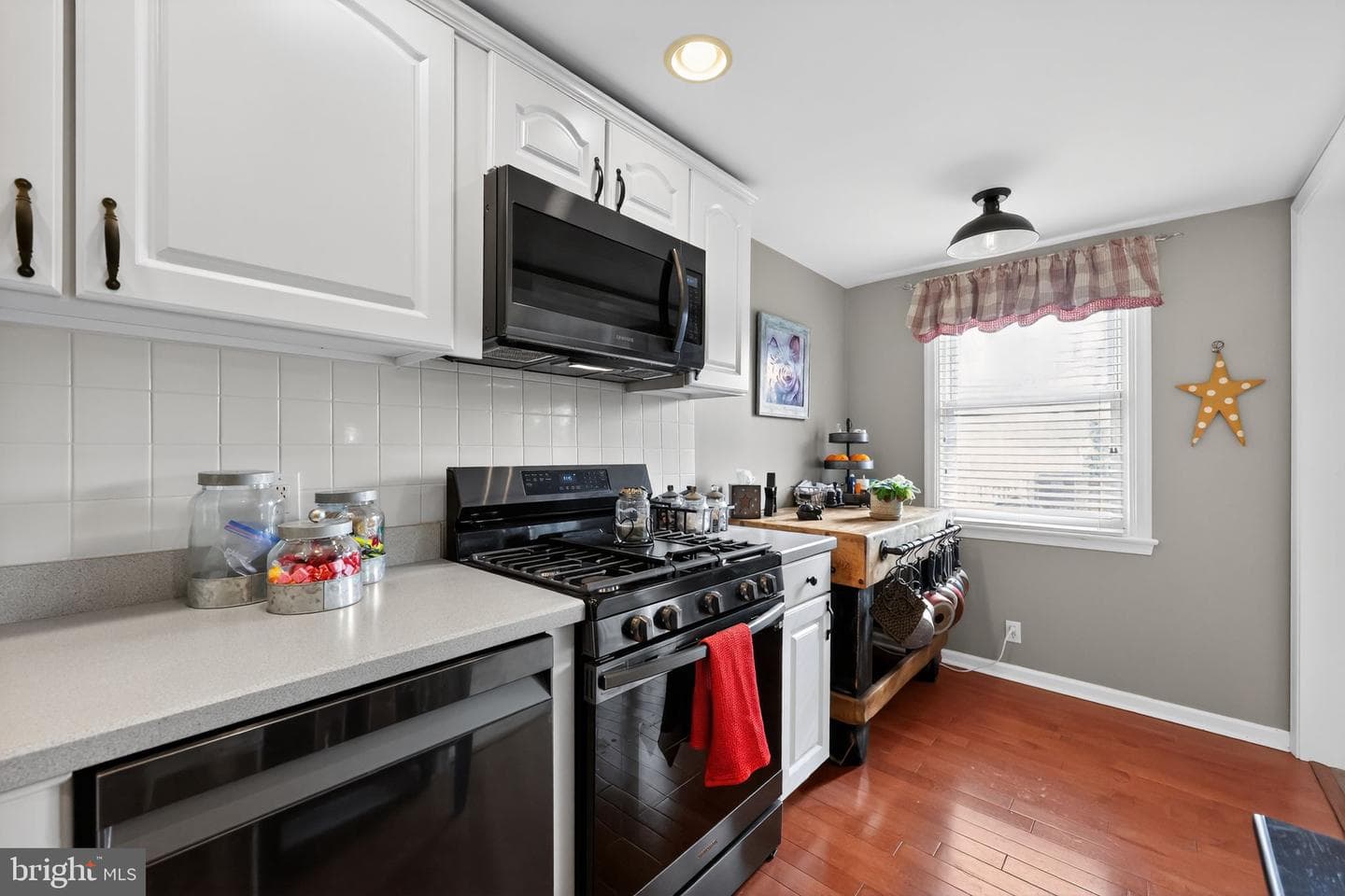 5201 Whitehall Drive photo 11