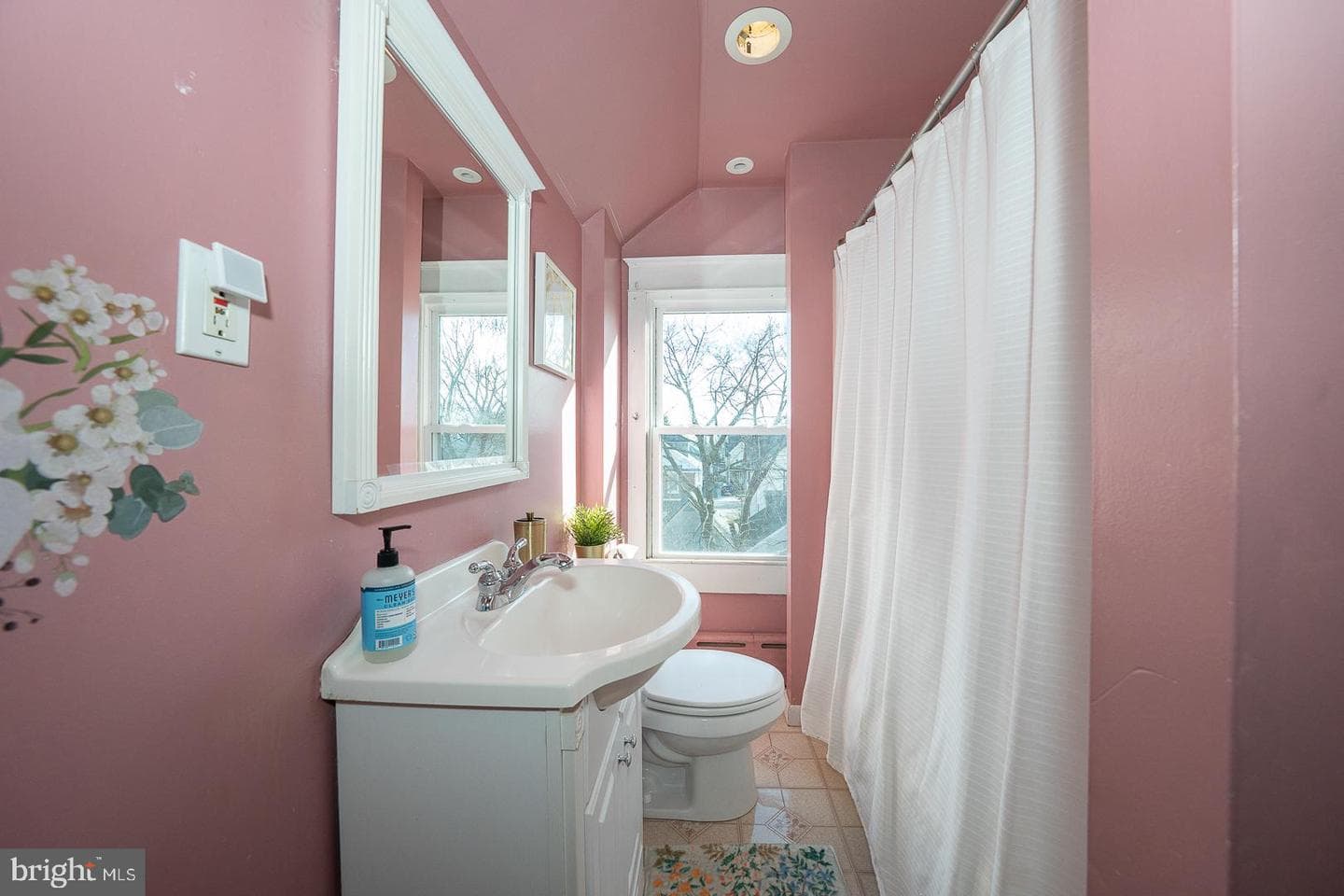 139 Campbell Avenue photo 31