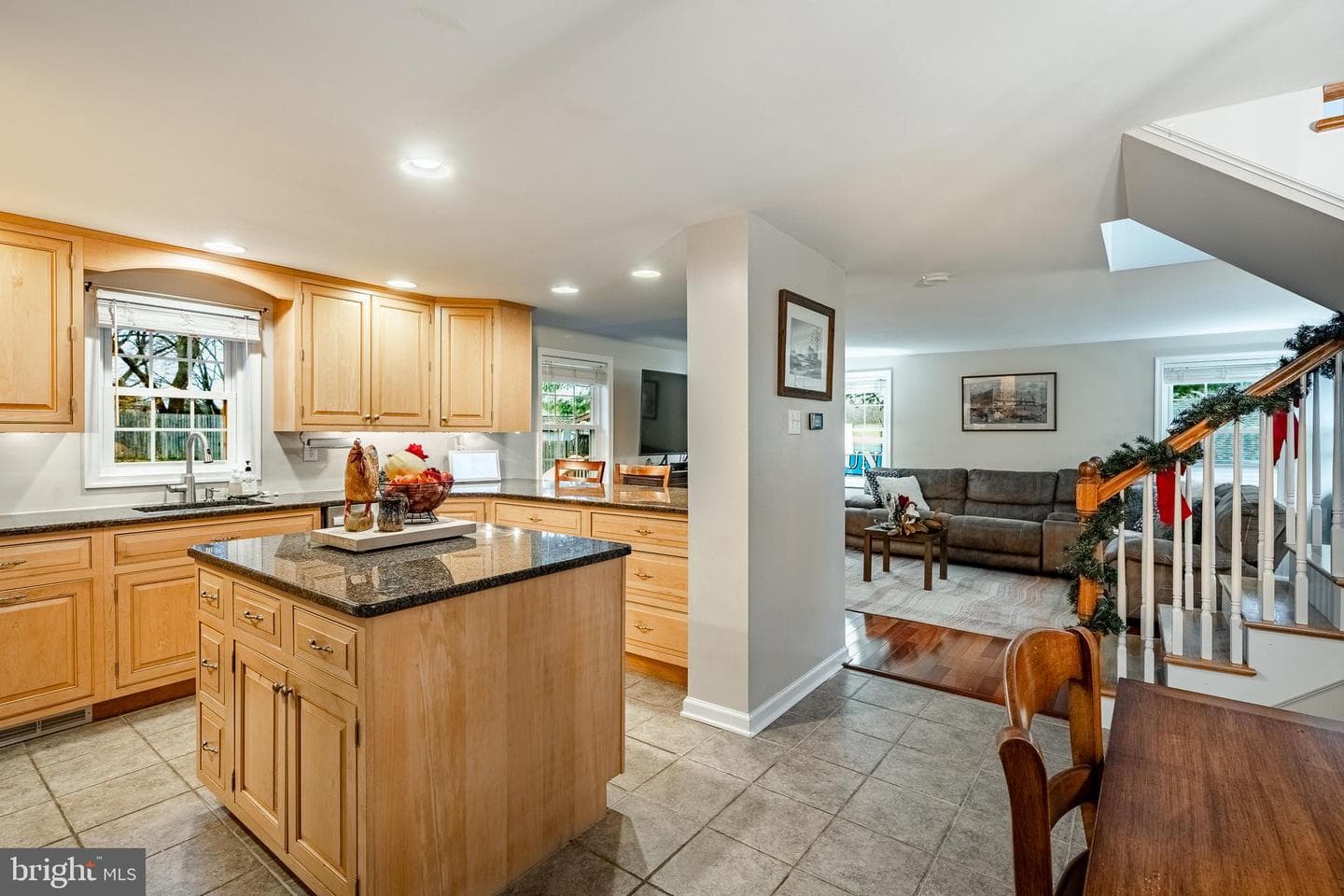 88 Summit Avenue photo 11