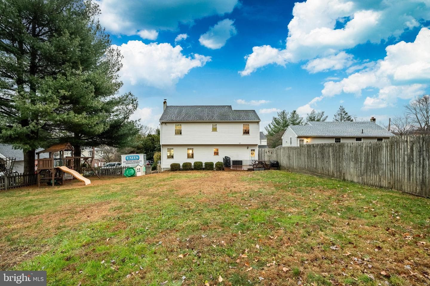 88 Summit Avenue photo 30