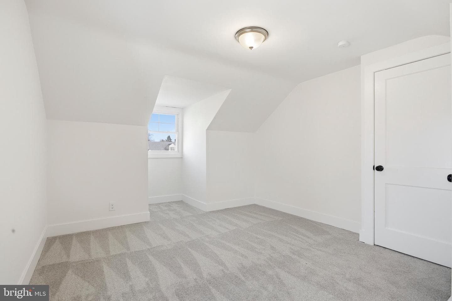 338 Wayne Avenue photo 21