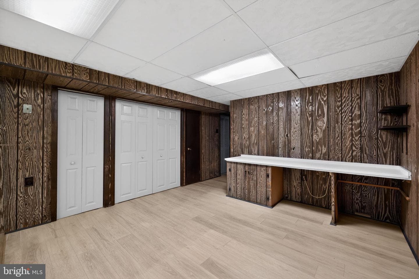 948 Grant Road photo 27