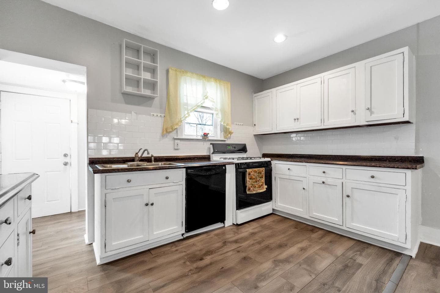 308 Clifton photo 14