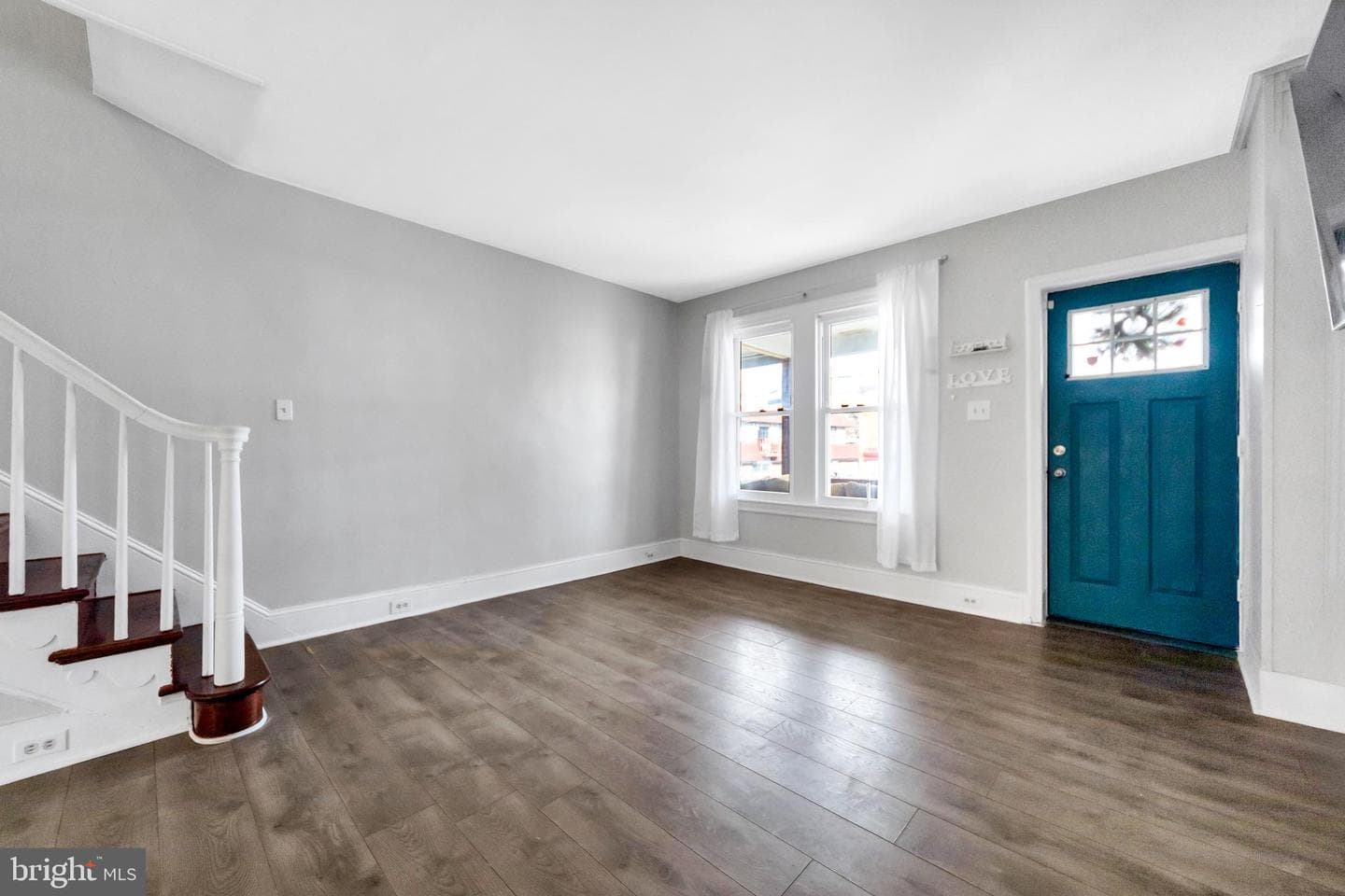 308 Clifton photo 3