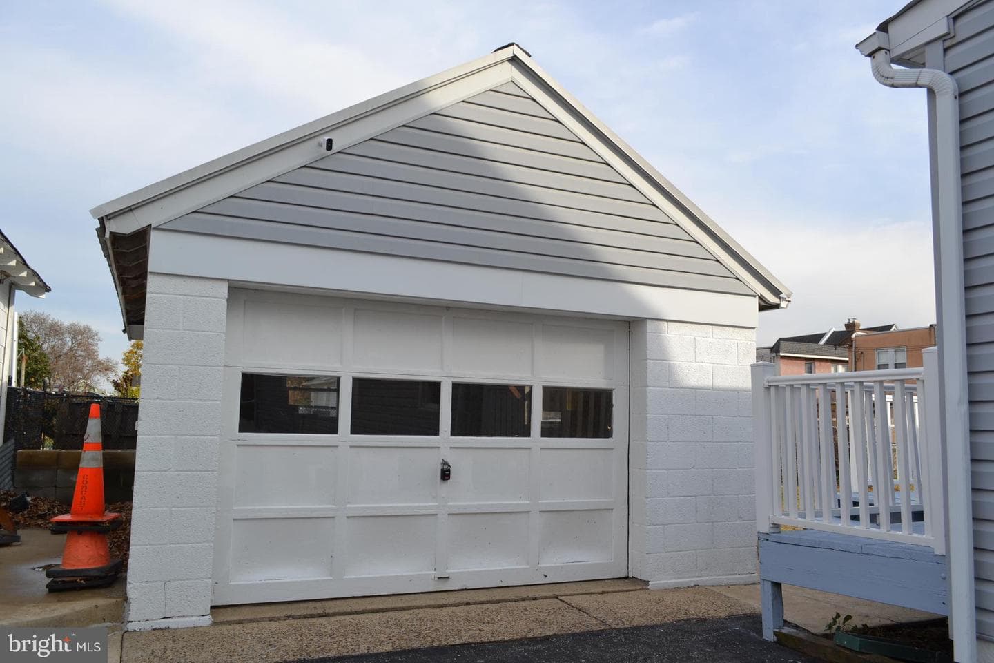 815 Summit Avenue photo 3