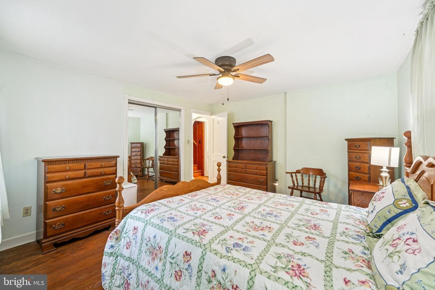 203 S Oak Avenue photo 13