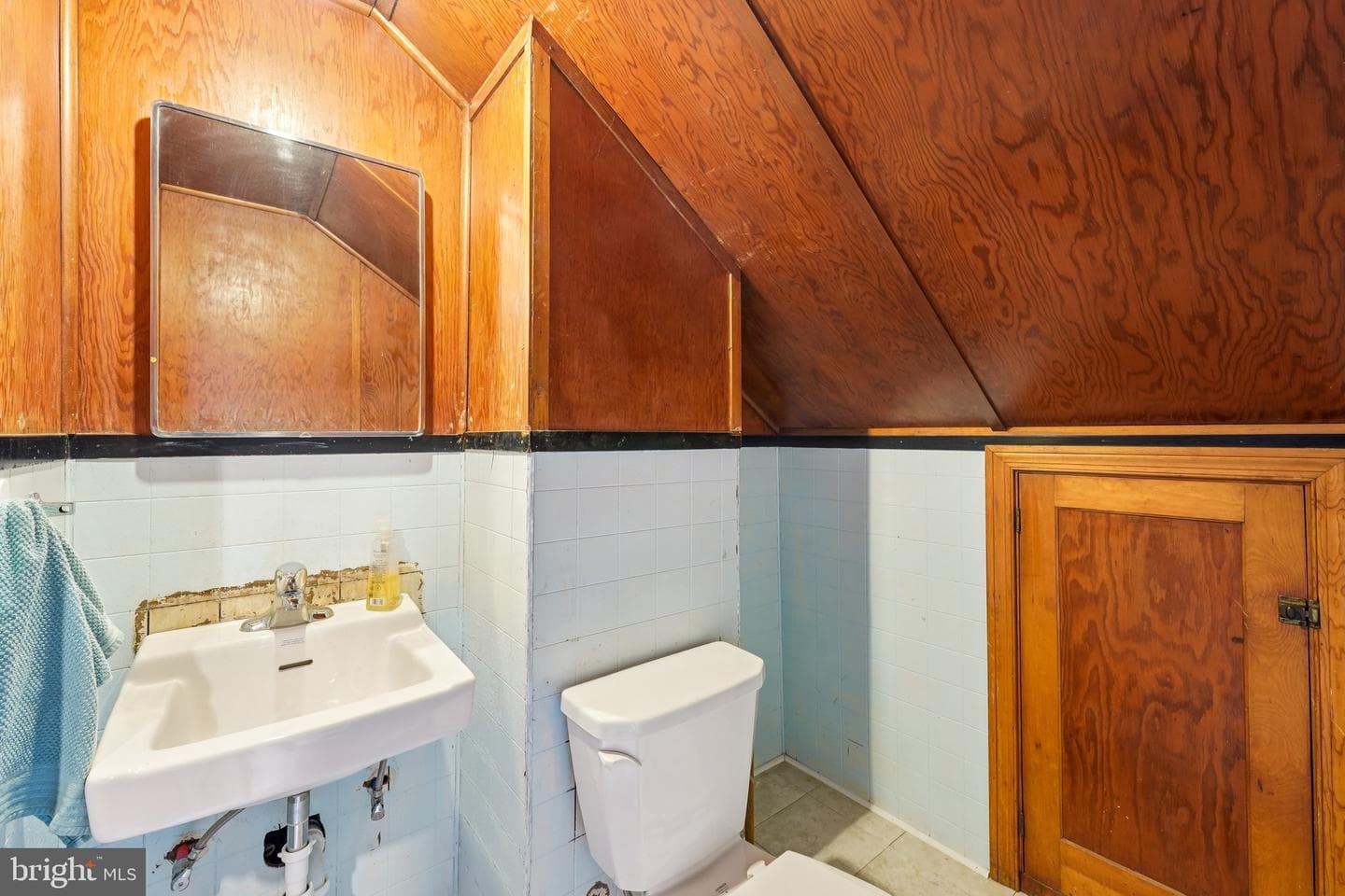 203 S Oak Avenue photo 20