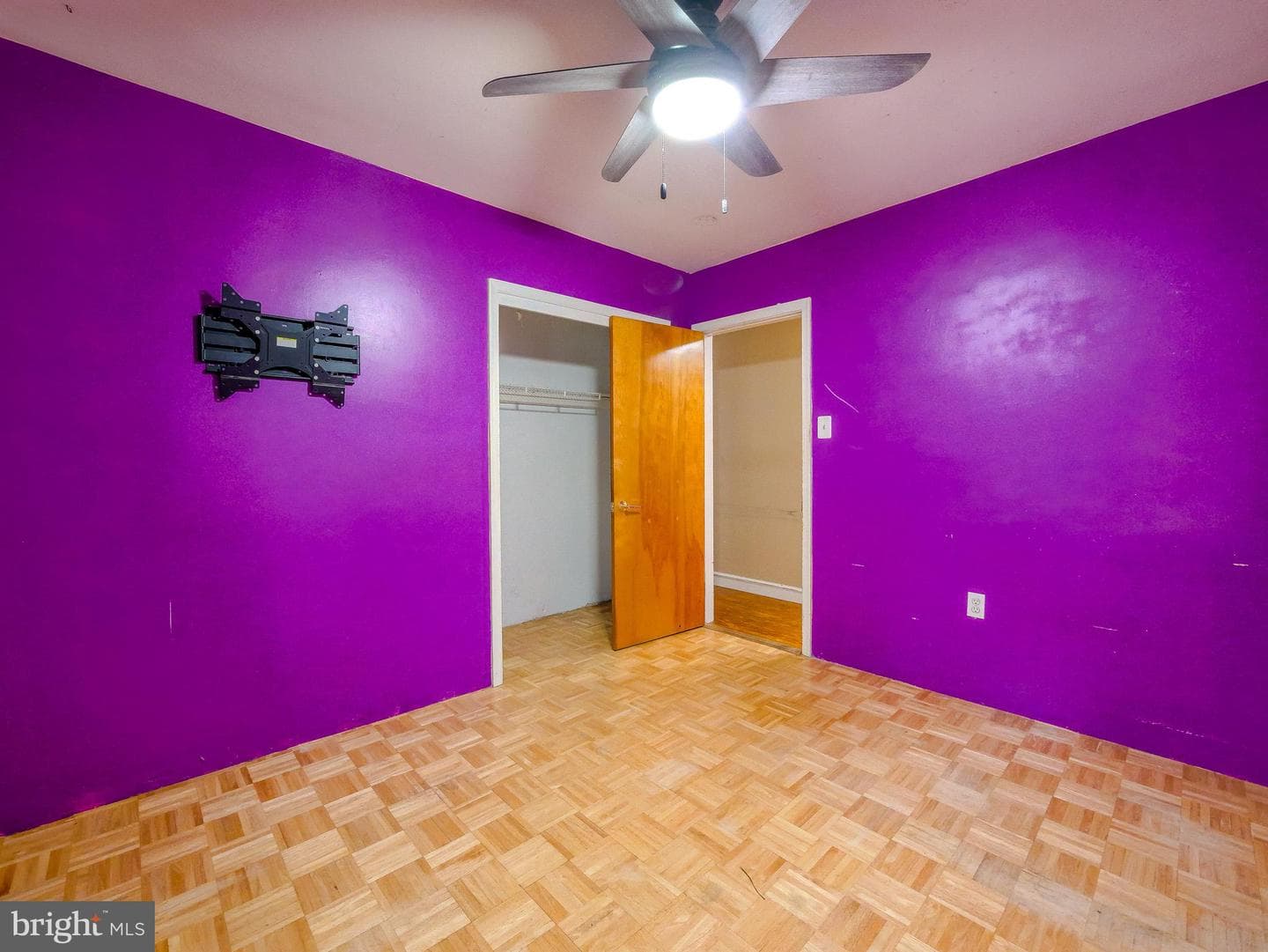 328 Hillside Avenue photo 10