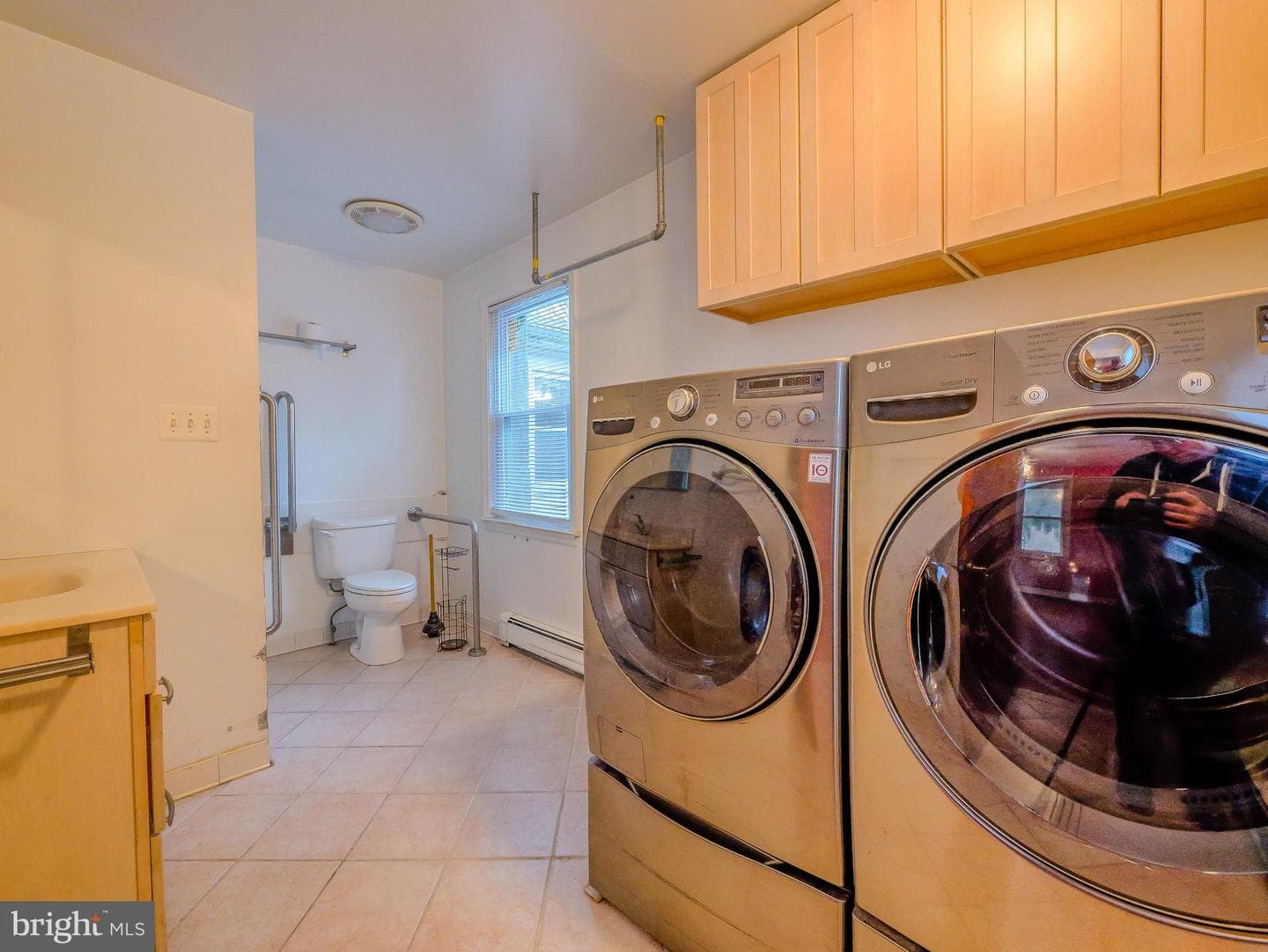 328 Hillside Avenue photo 14