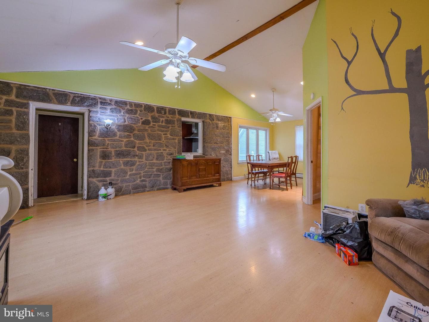 328 Hillside Avenue photo 19