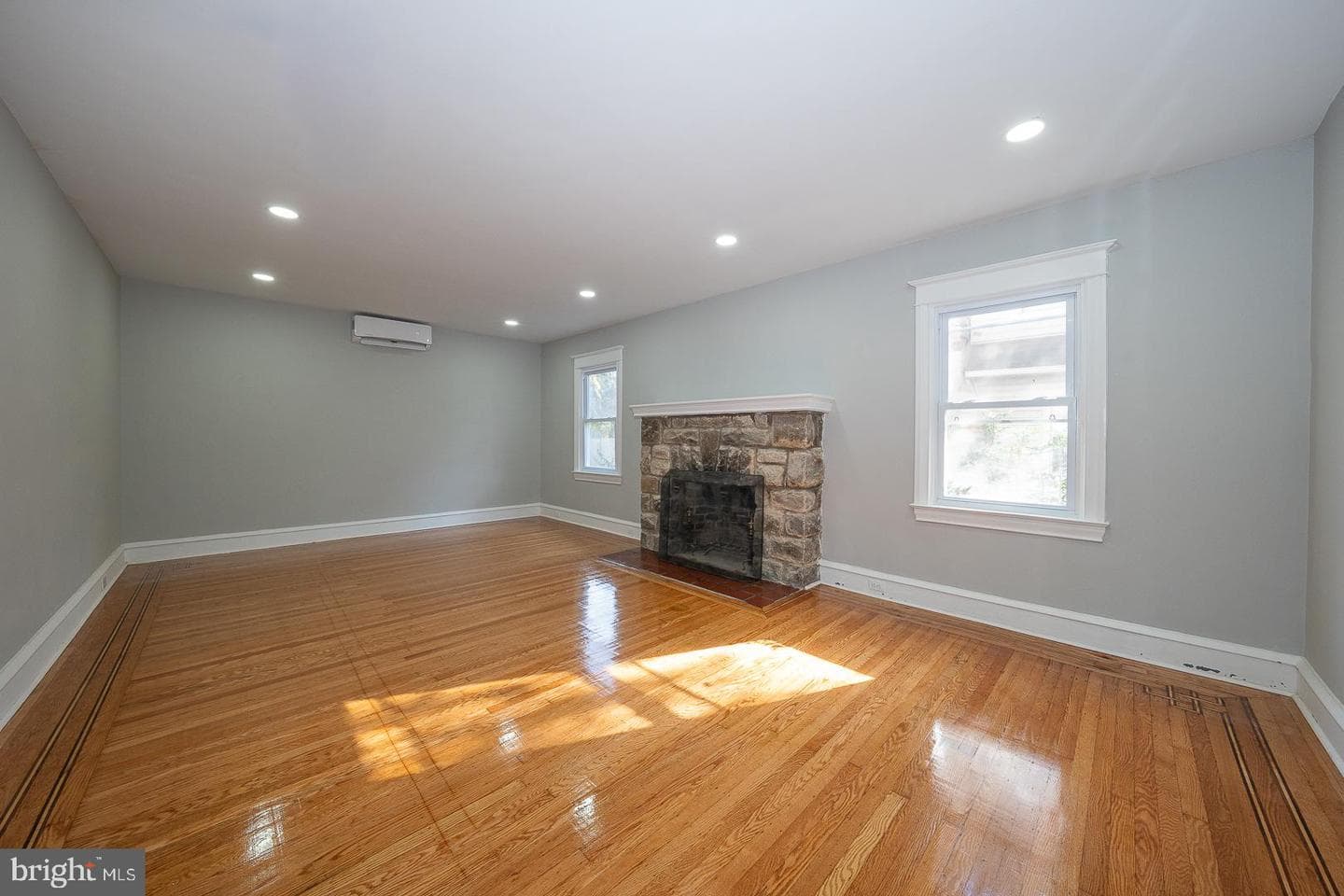 1029 Belfield Avenue photo 11