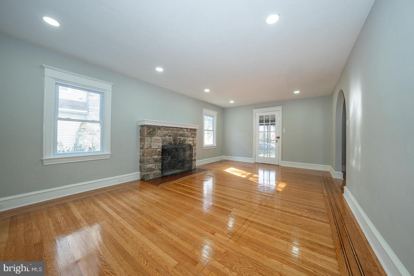 1029 Belfield Avenue photo 13