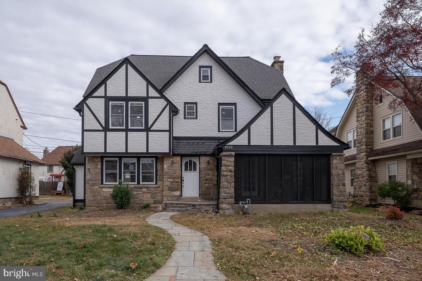 1029 Belfield Avenue photo 2