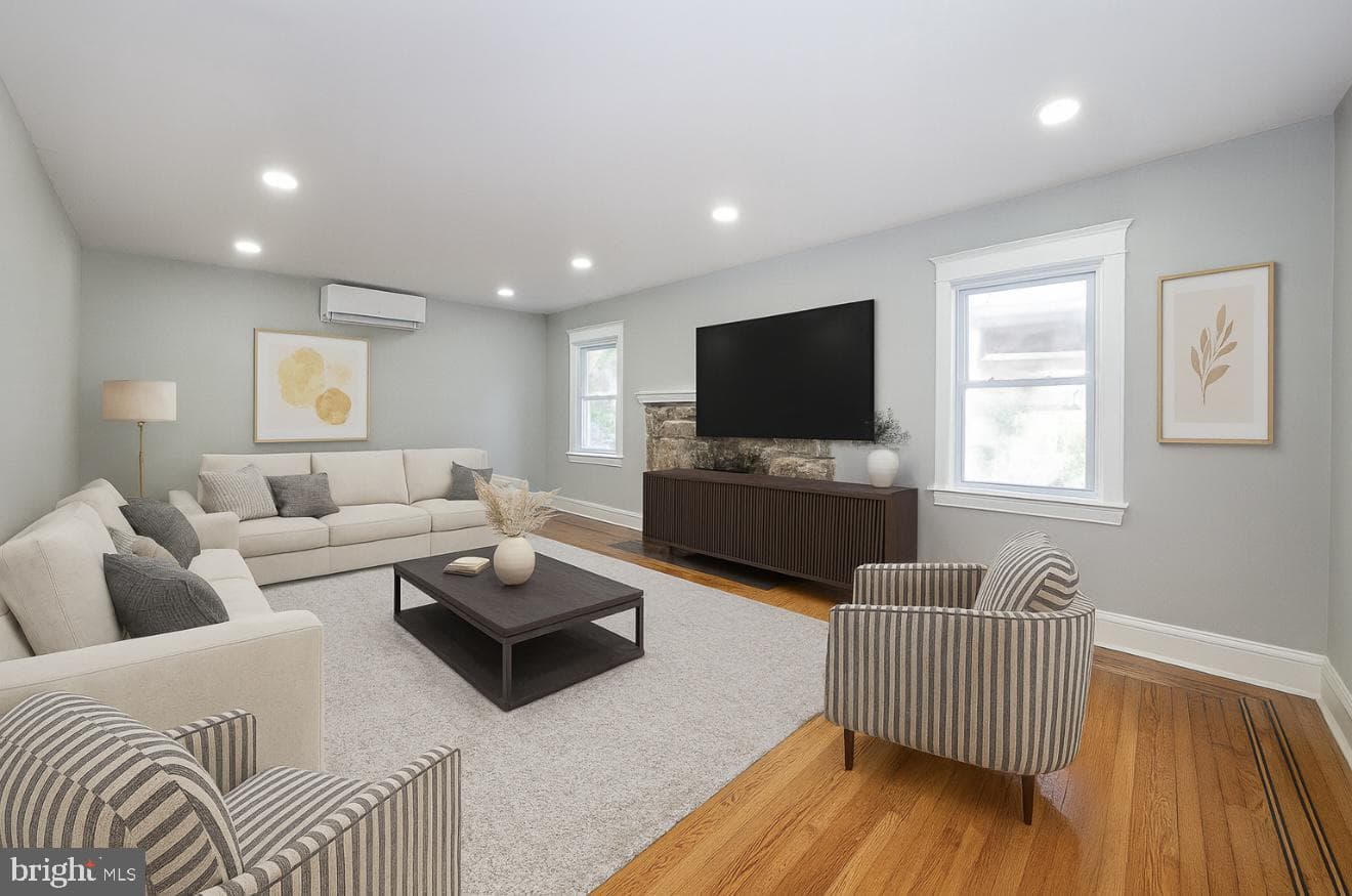 1029 Belfield Avenue photo 4
