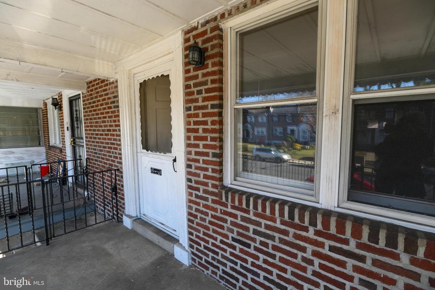 127 Sherbrook Boulevard photo 2