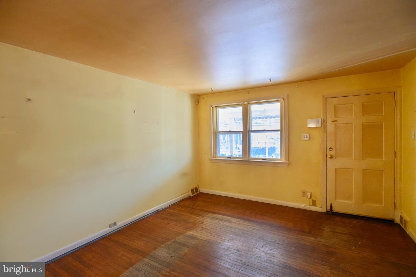 127 Sherbrook Boulevard photo 3