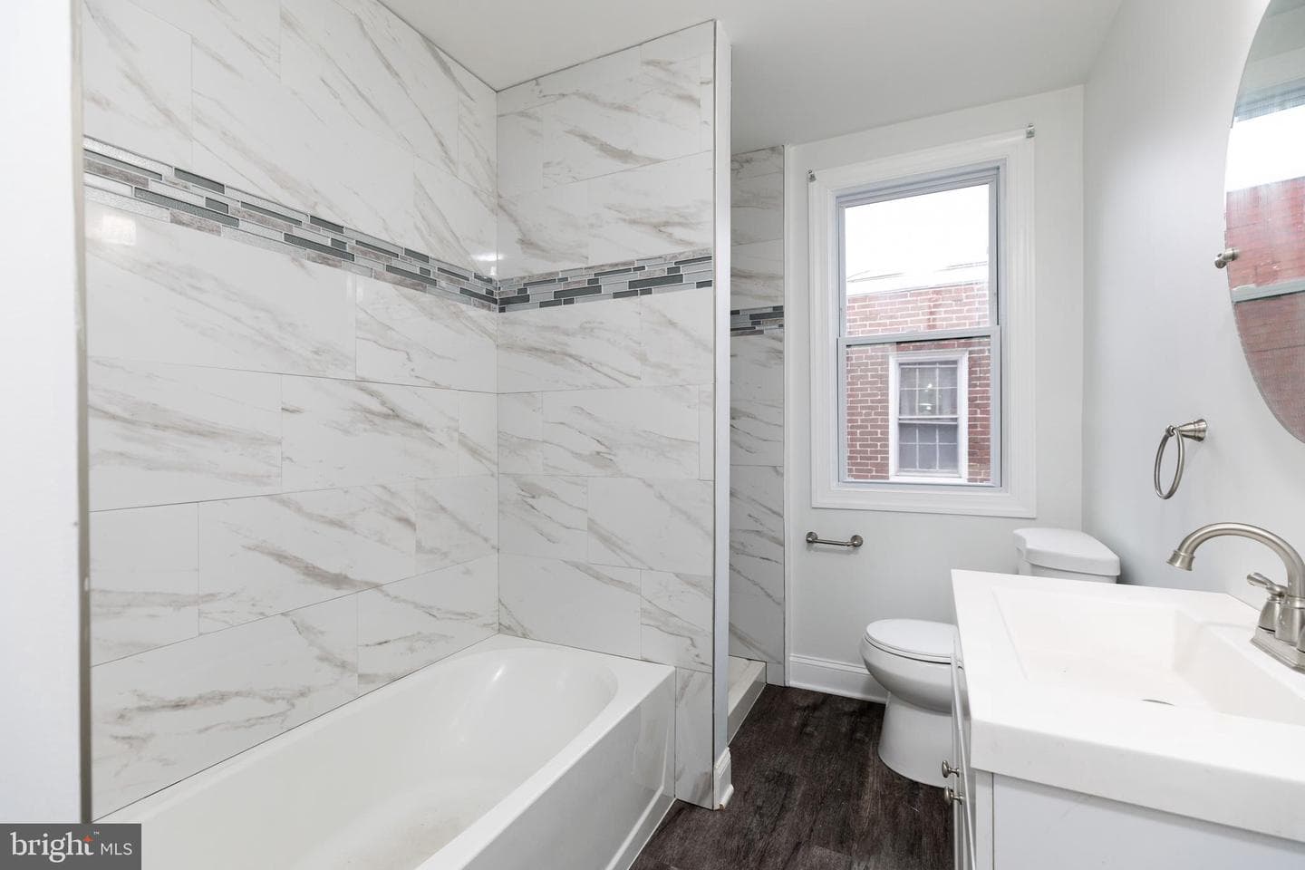 711 Yeadon Avenue photo 15