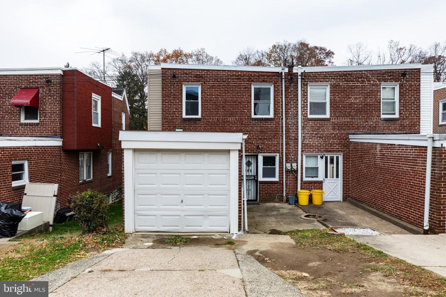 711 Yeadon Avenue photo 24