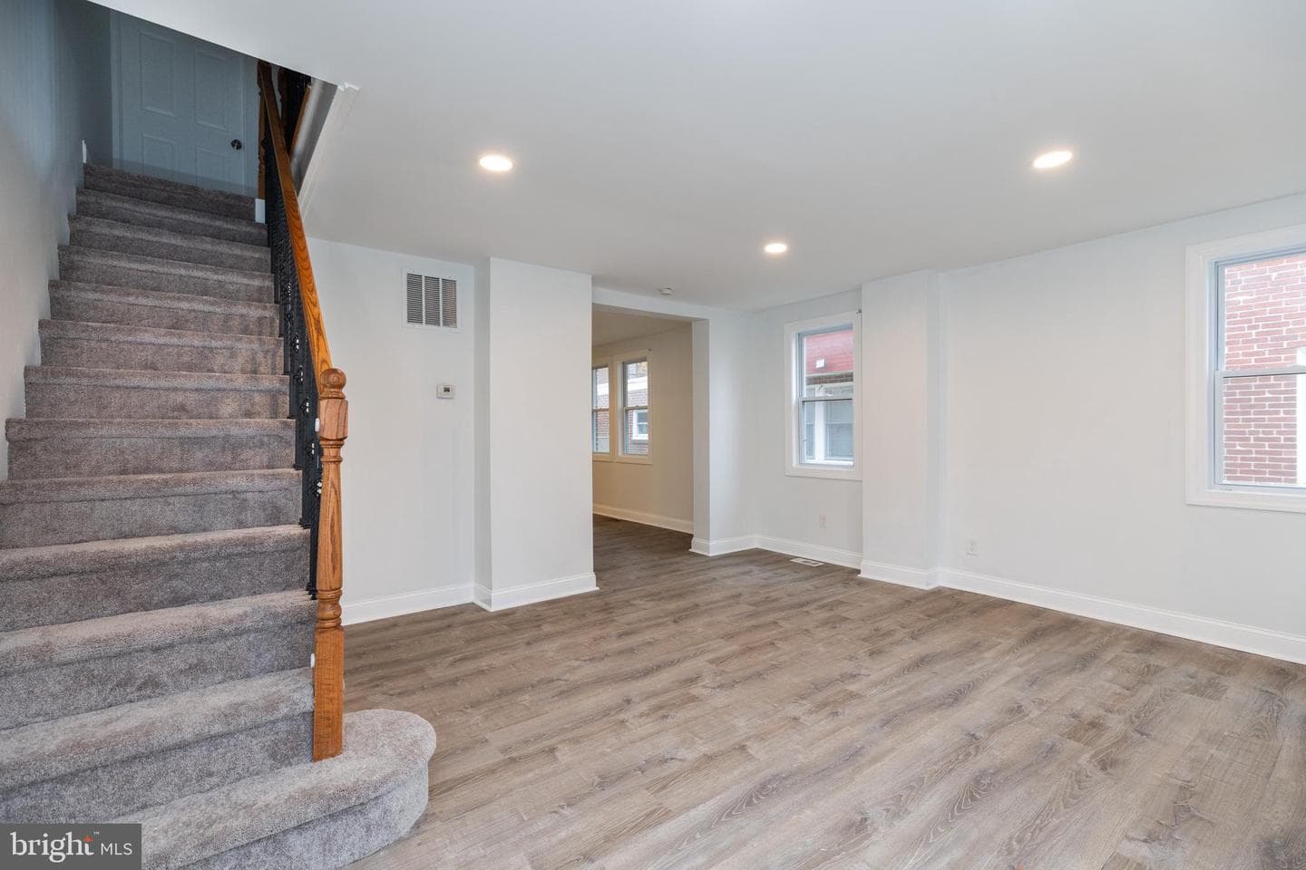 711 Yeadon Avenue photo 4