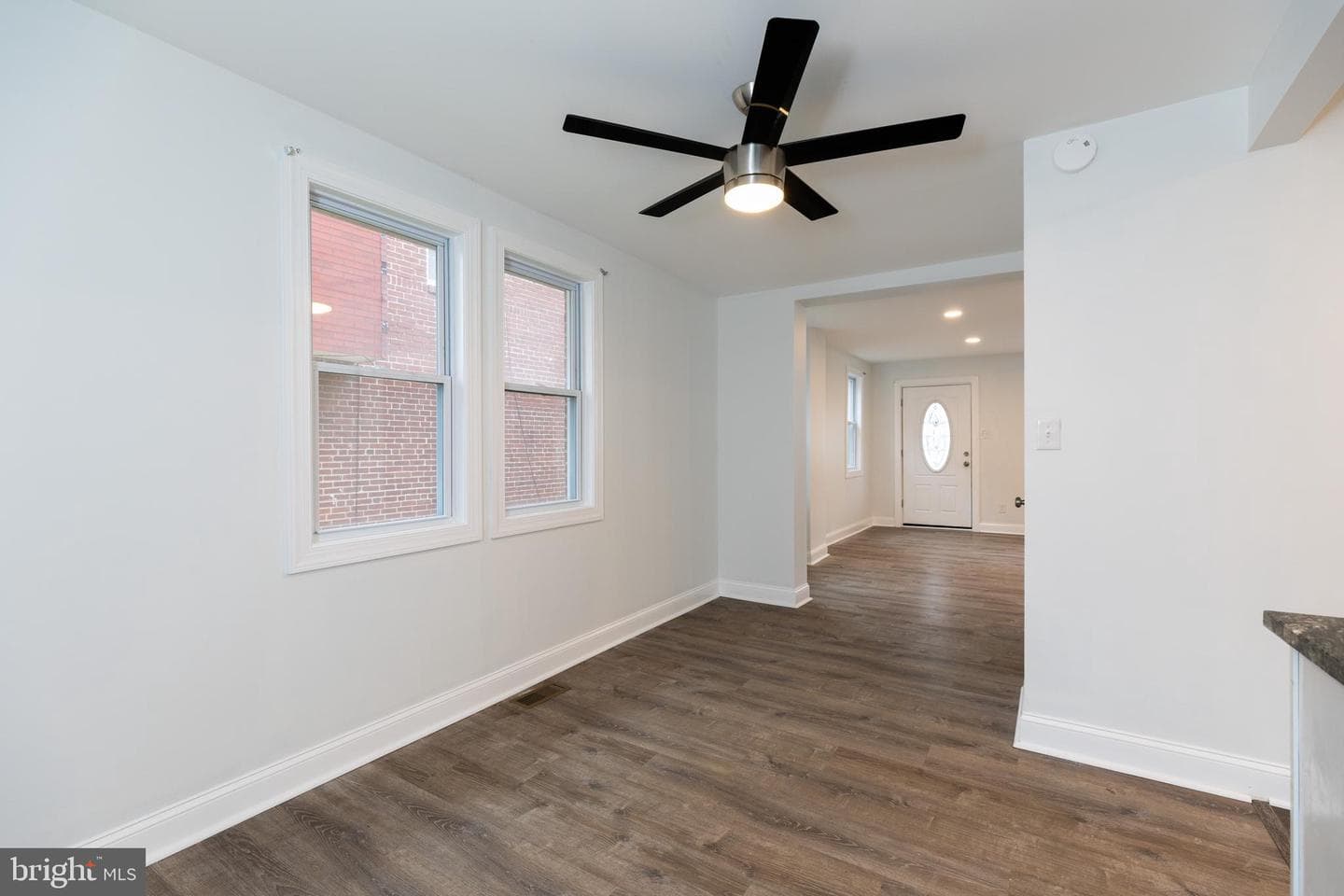 711 Yeadon Avenue photo 8