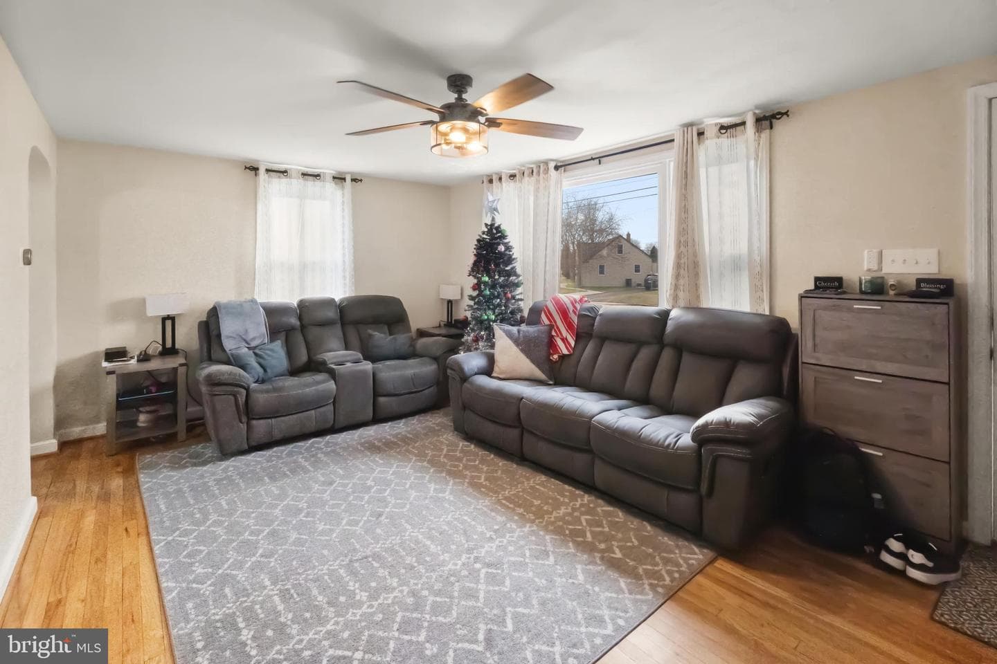 17 Upland Road photo 5