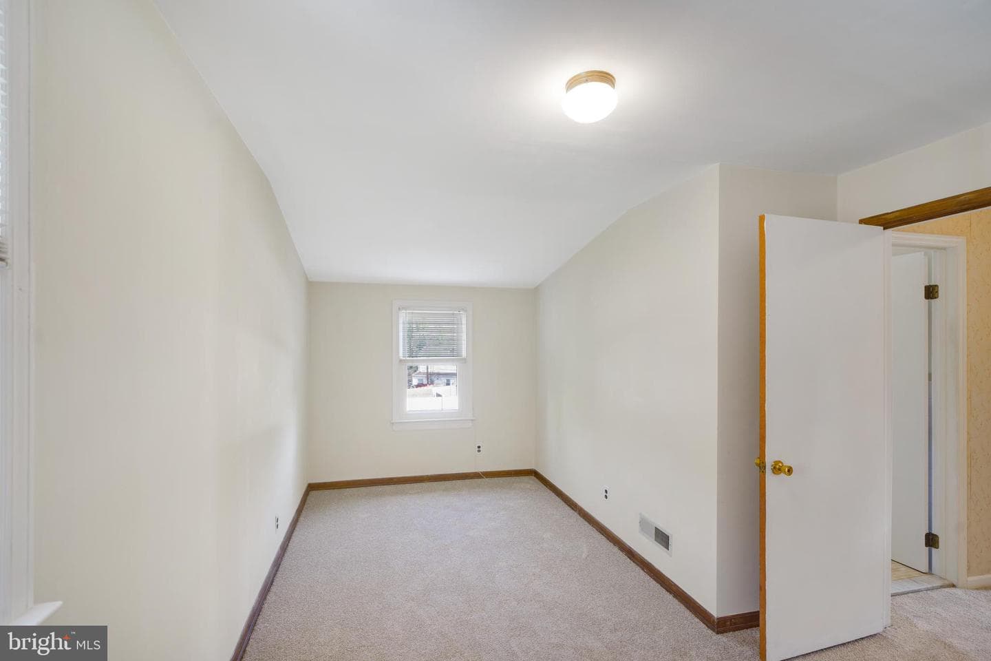 115 Newby Drive photo 20