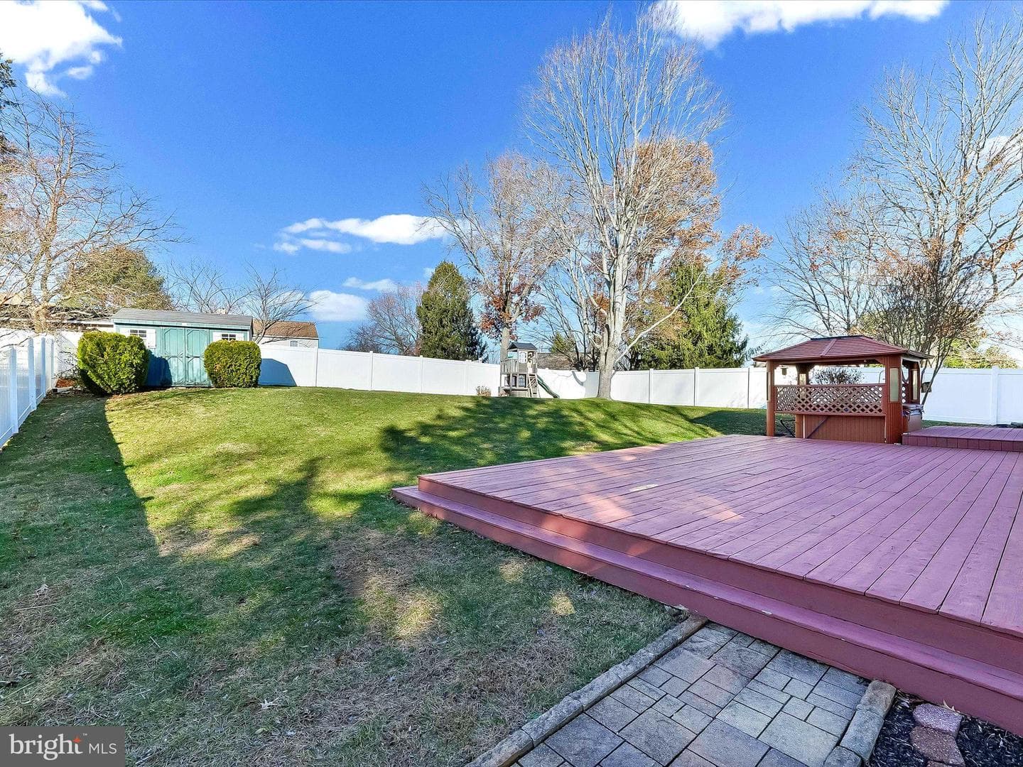 2410 Larkin Rd. photo 45