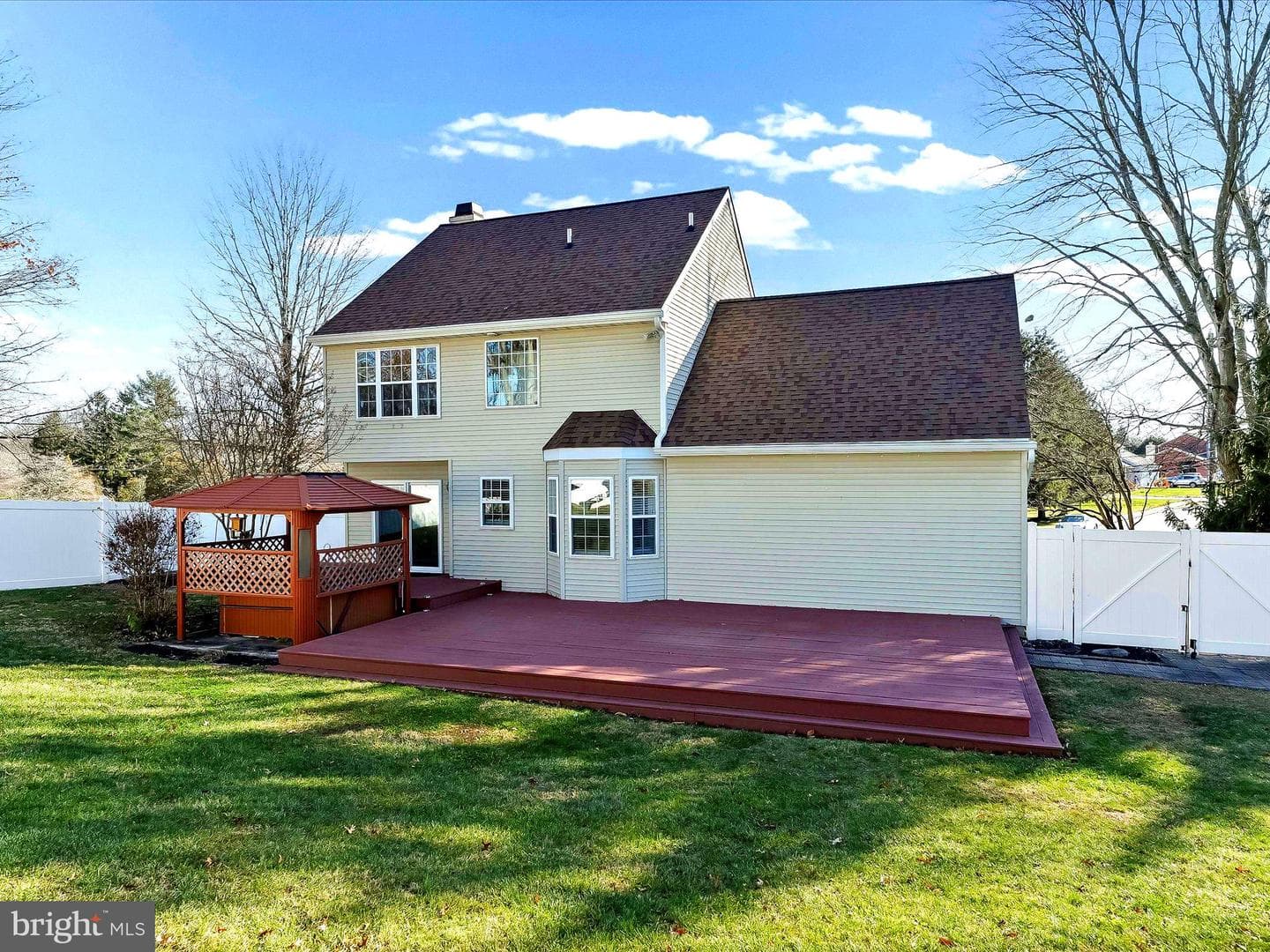 2410 Larkin Rd. photo 5