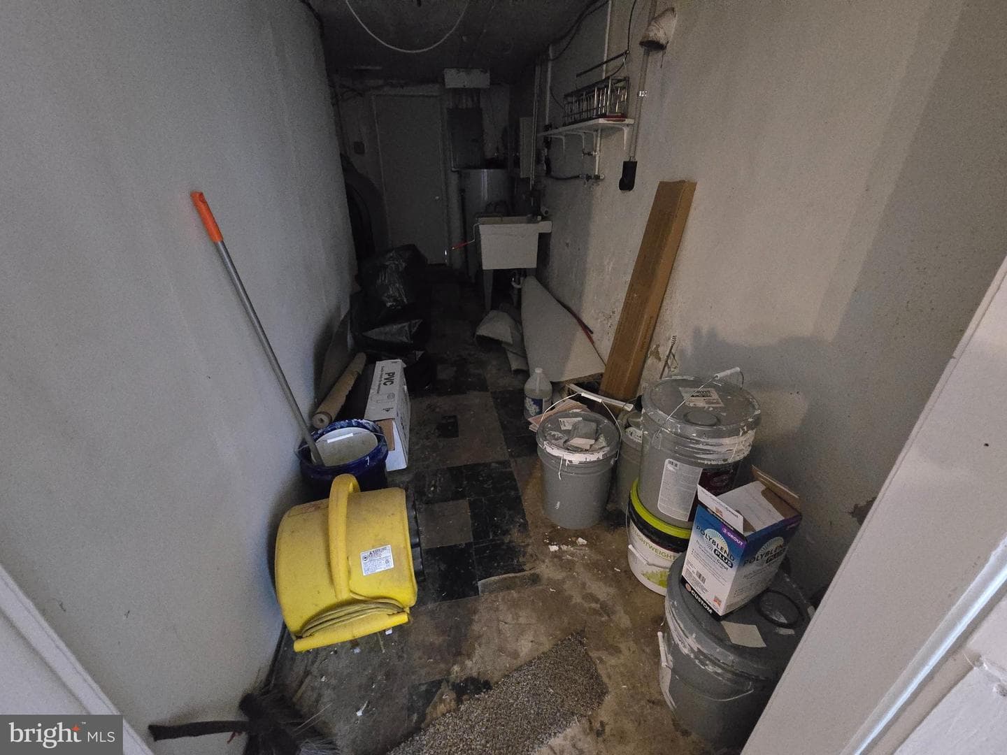 201 Saint Laurence Road photo 19