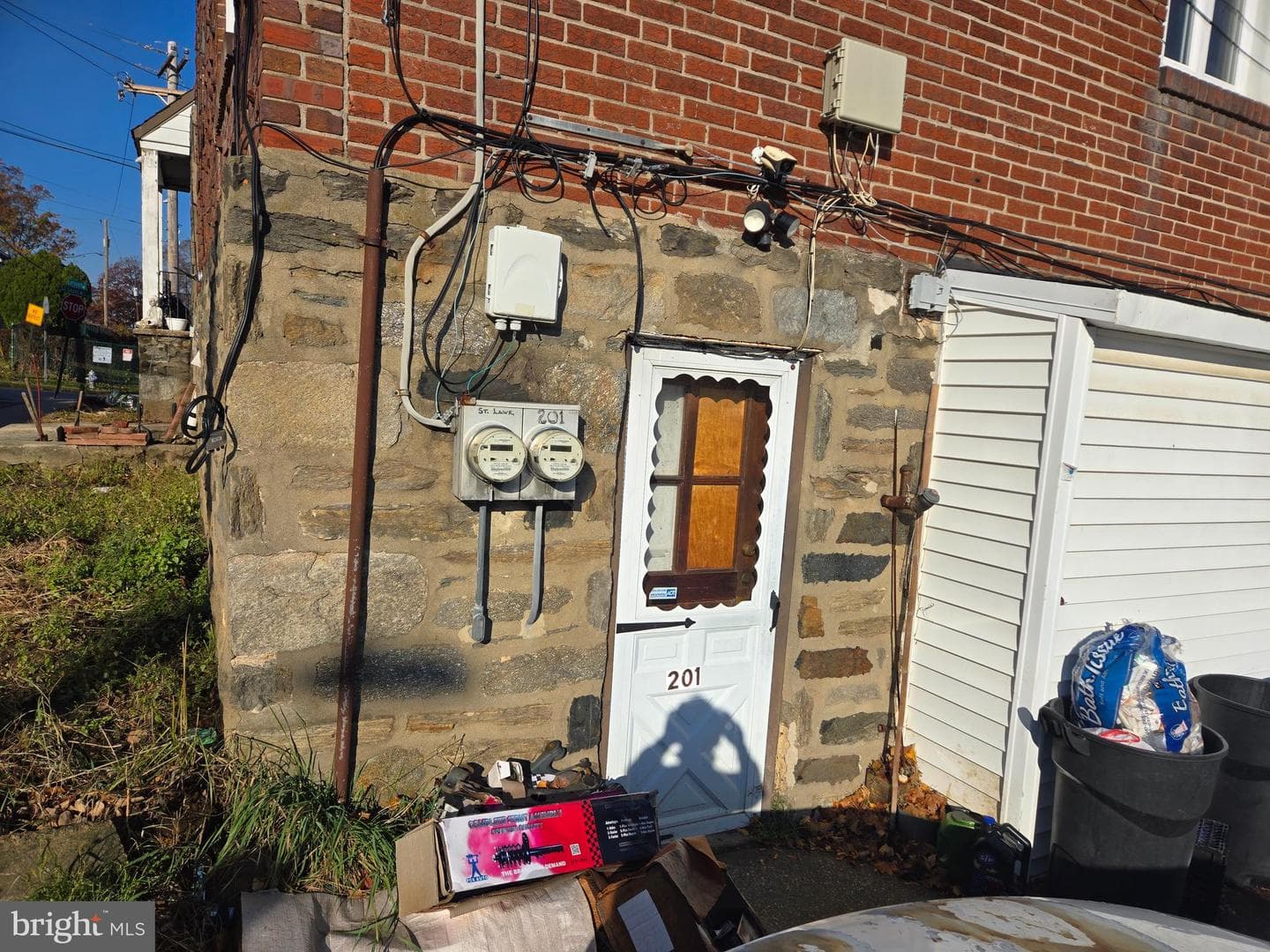201 Saint Laurence Road photo 7