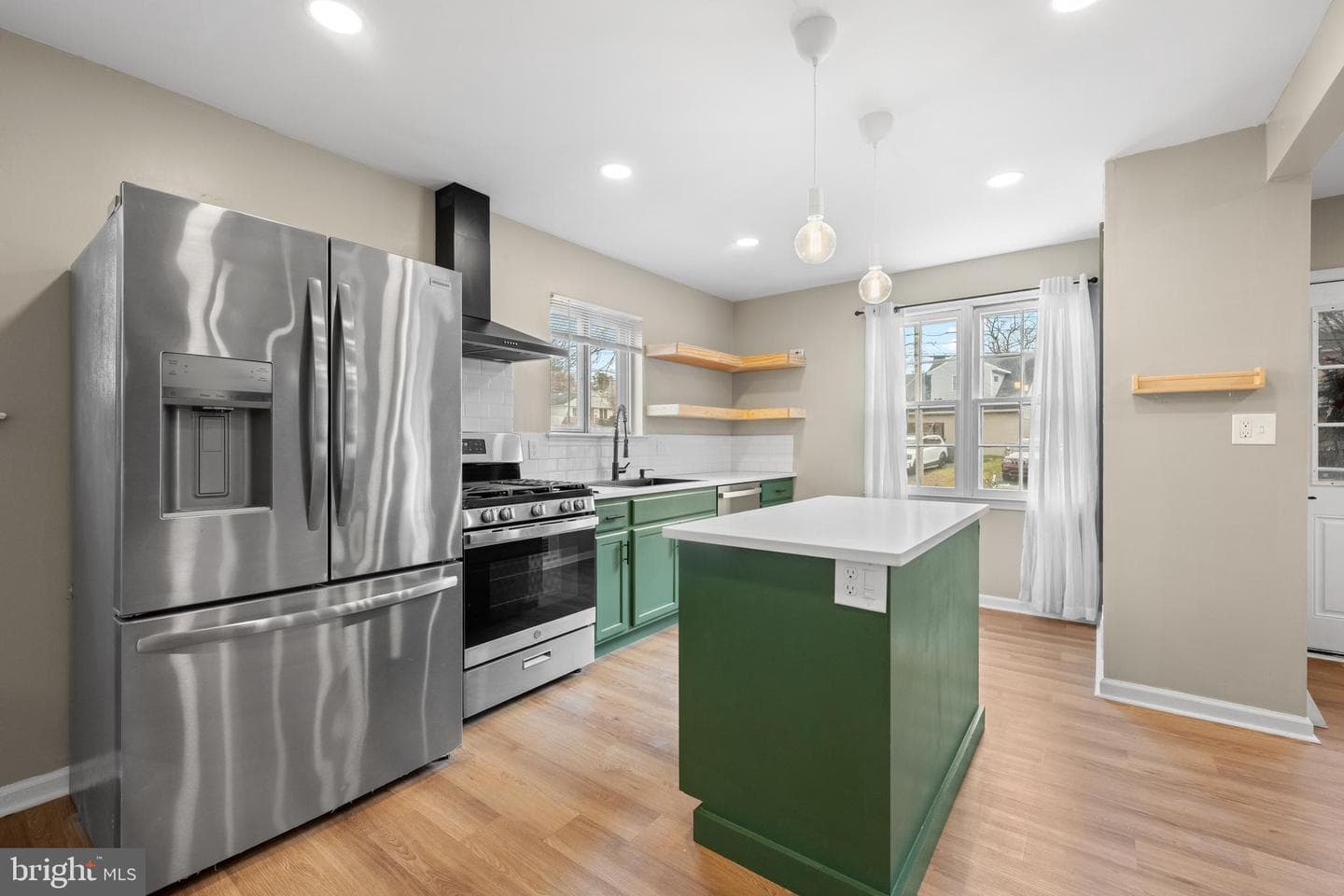 205 W Rodgers Street