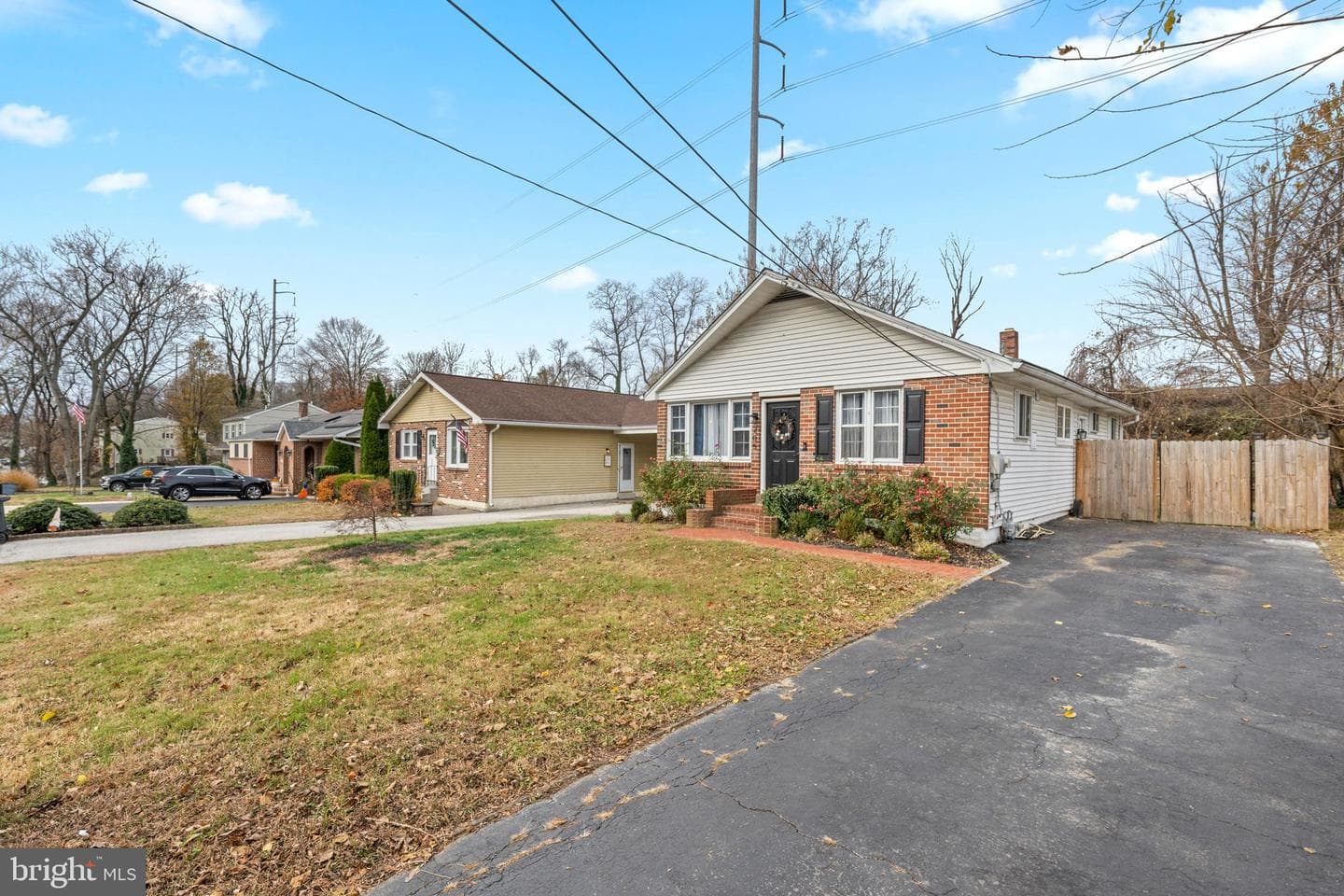 205 W Rodgers Street photo 37
