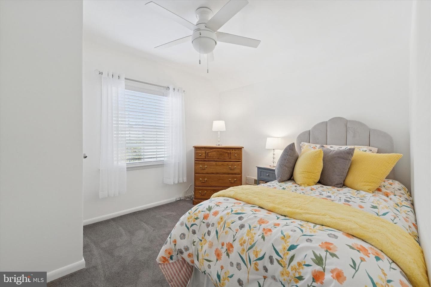 147 Snyder Lane photo 17