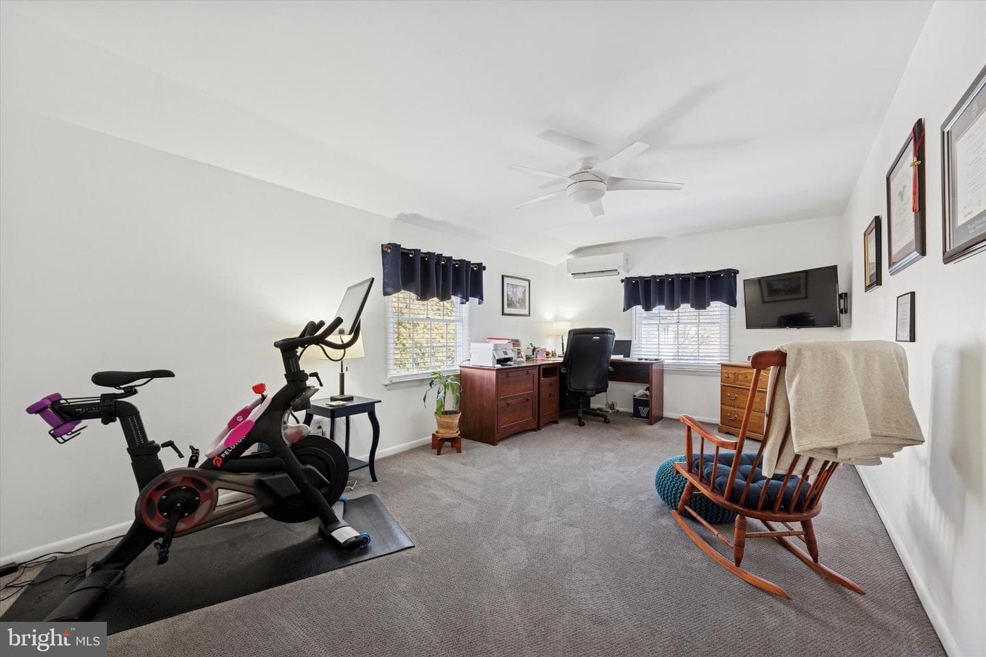 147 Snyder Lane photo 20