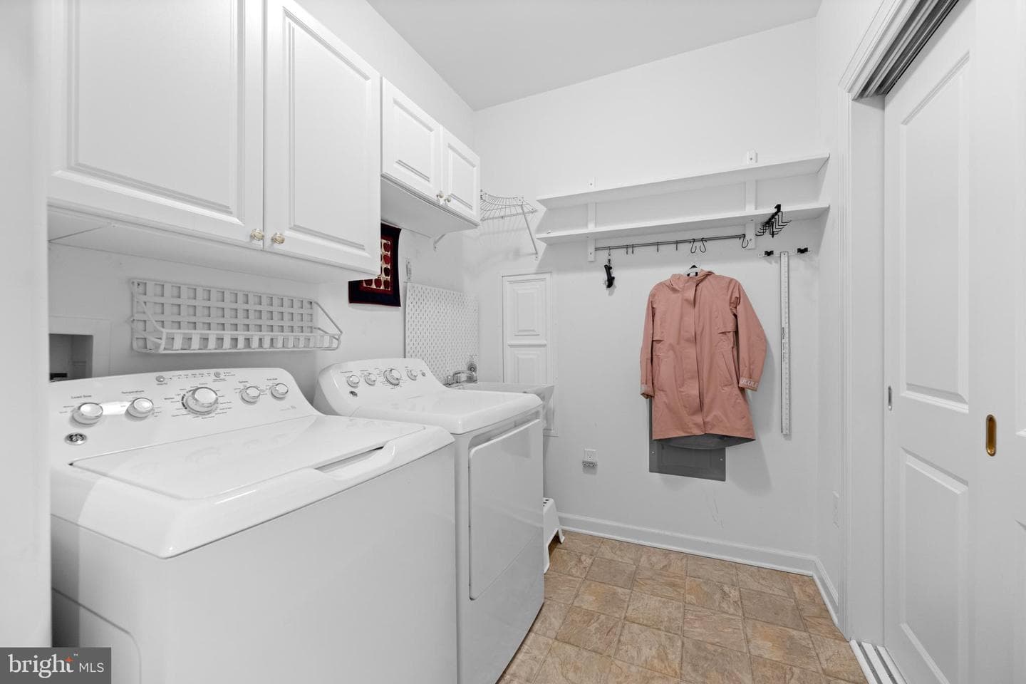 6205 Parkview Drive photo 30