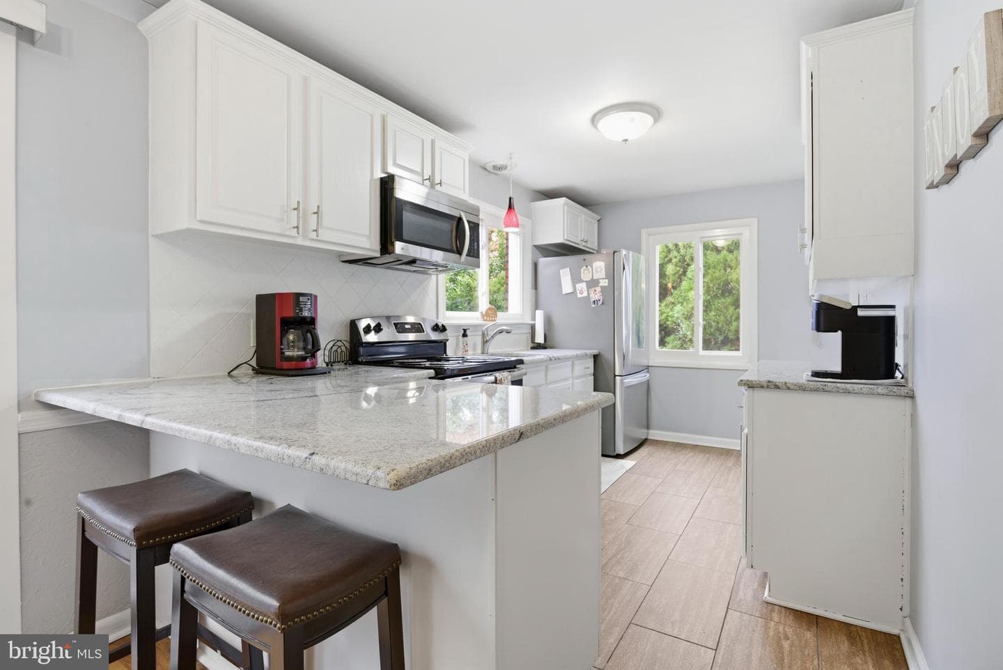 916 Brooke Avenue photo 8
