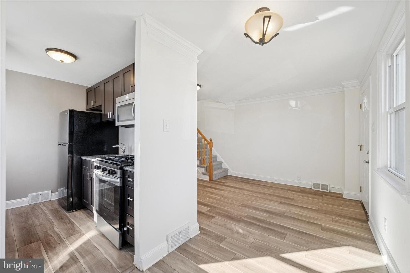 1228 Bryan Street photo 6