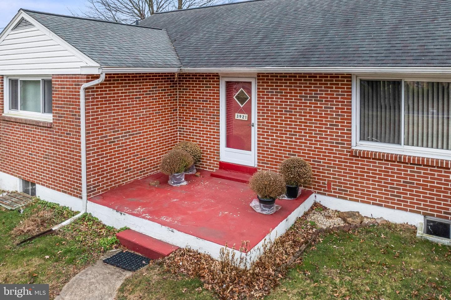 3921 Concord Road photo 2