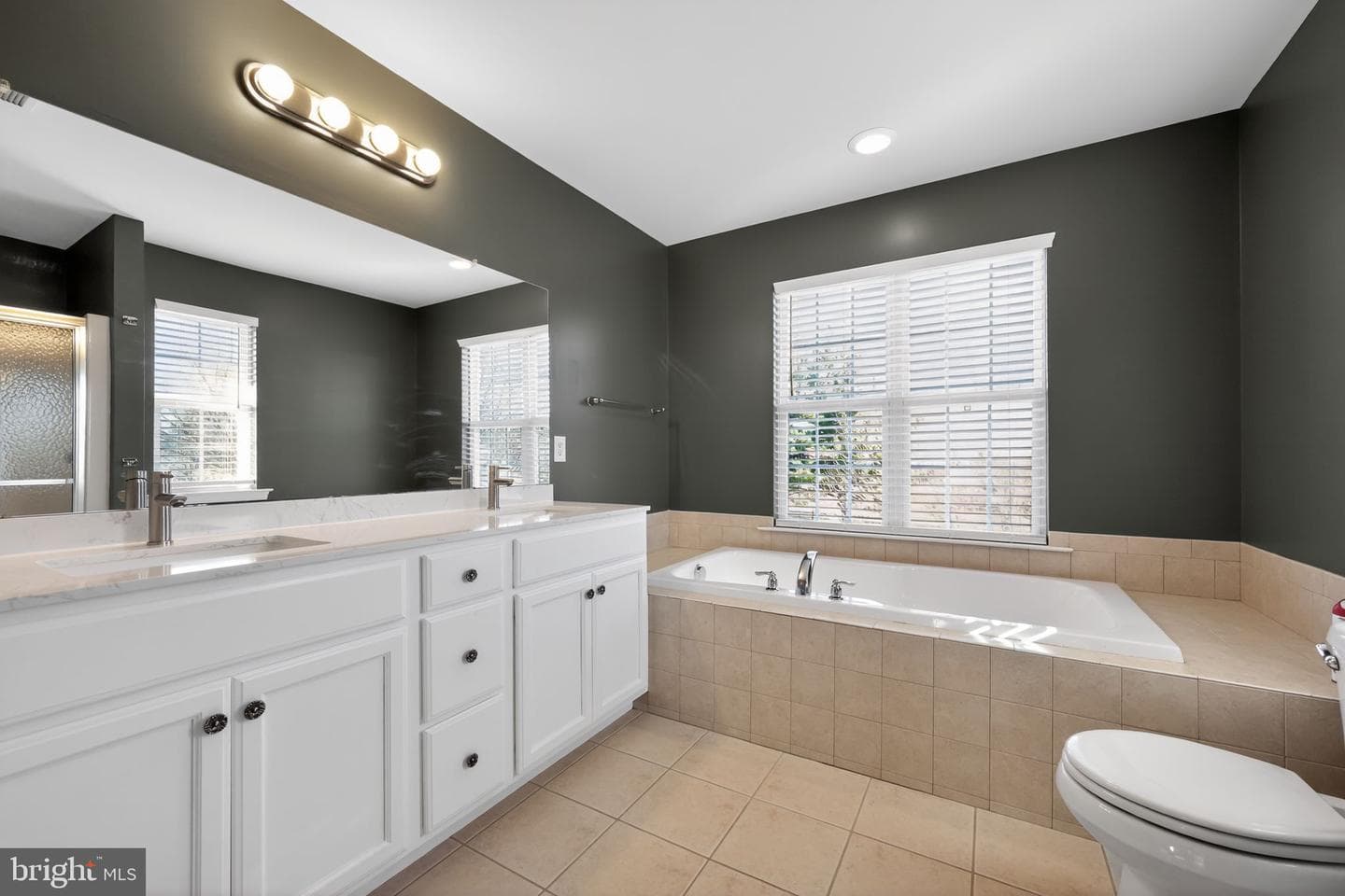 4104 Kates Glen photo 19
