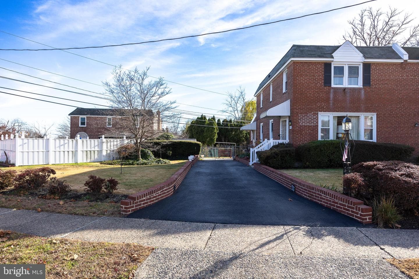 332 Holland Street photo 2