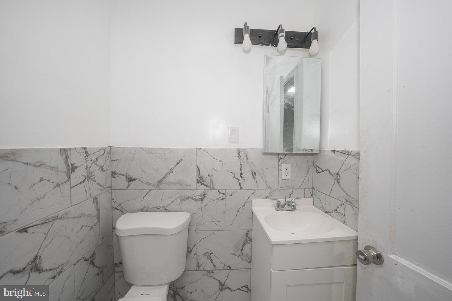 212 Copley Road photo 38