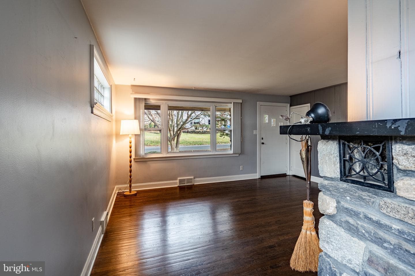 301 2nd Avenue photo 8