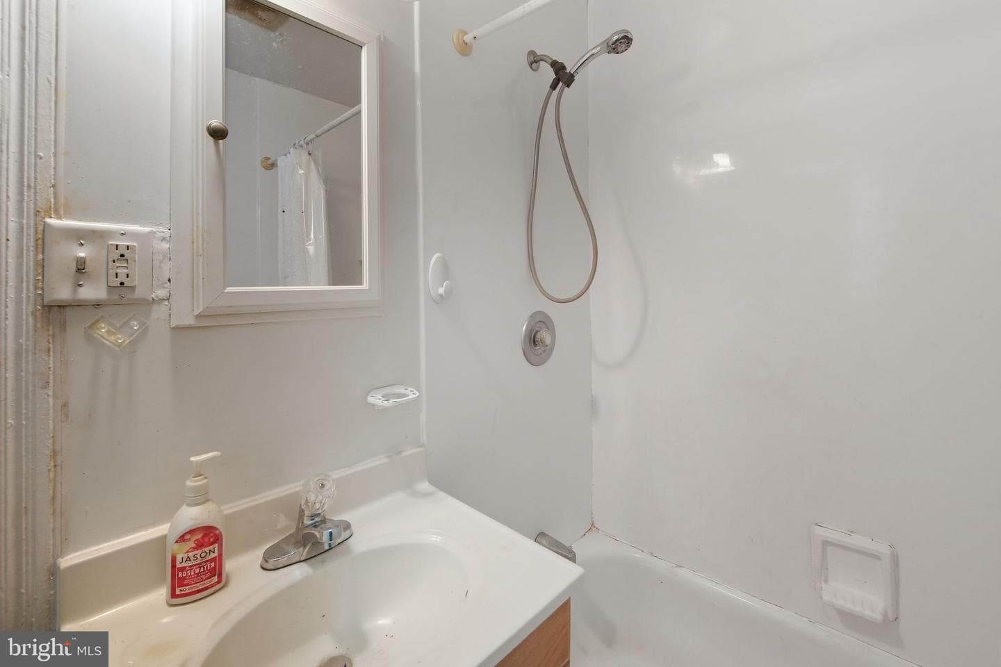 238 Highland Avenue photo 13